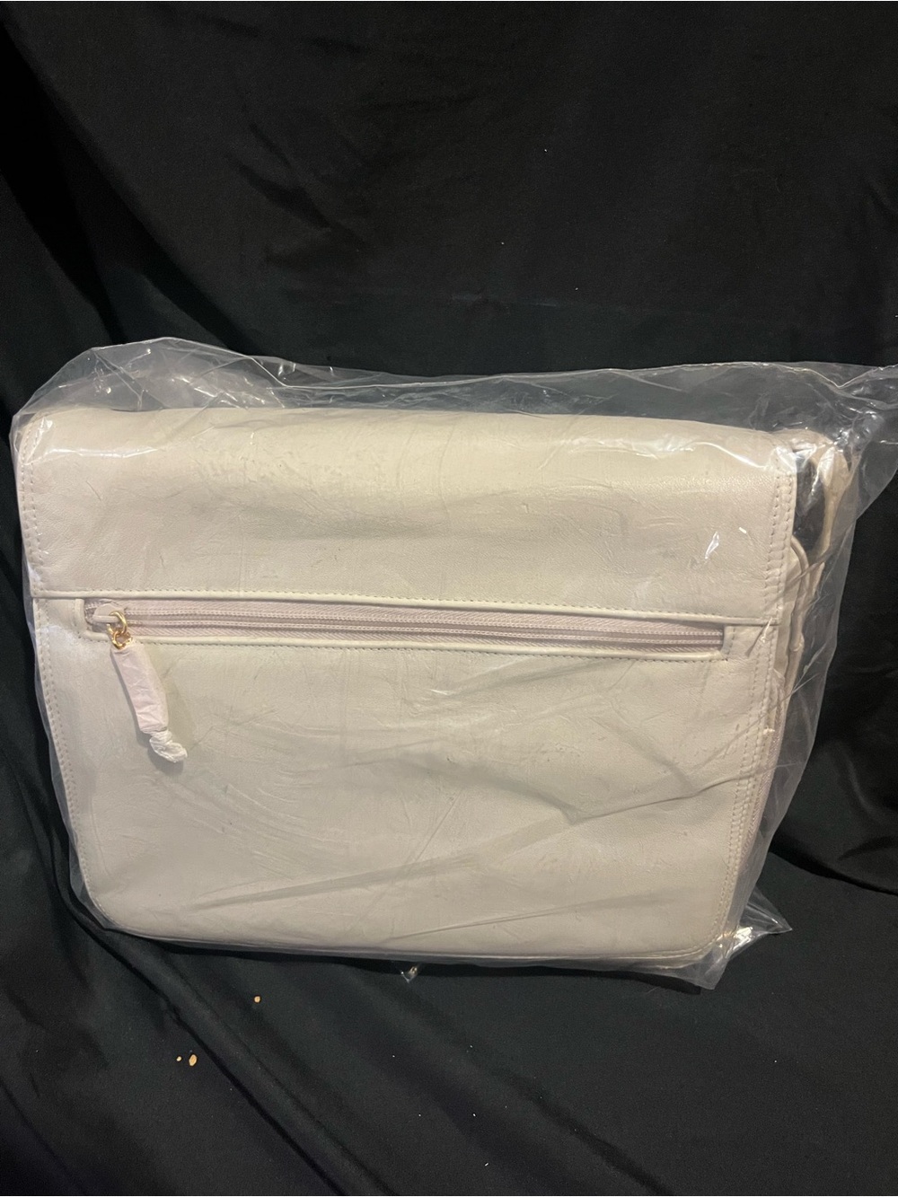 Minimal White Shoulder Bag with Front Zip Pocket